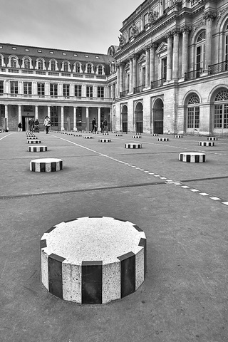 Paris    |   1  /  26   | 